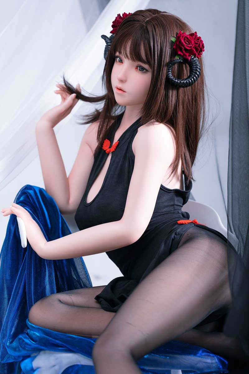 Apprecēties ar seksa lelli (FUDoll 148 cm D-Cus #J014 Silikona)