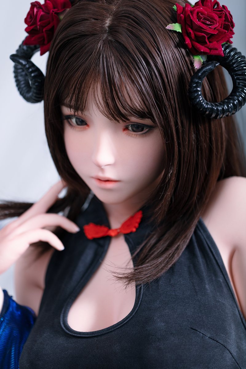 Apprecēties ar seksa lelli (FUDoll 148 cm D-Cus #J014 Silikona)