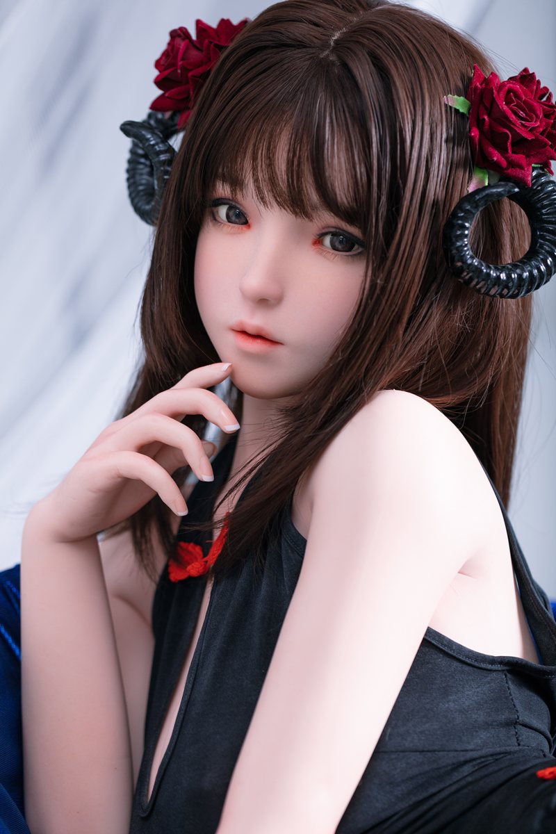 Apprecēties ar seksa lelli (FUDoll 148 cm D-Cus #J014 Silikona)