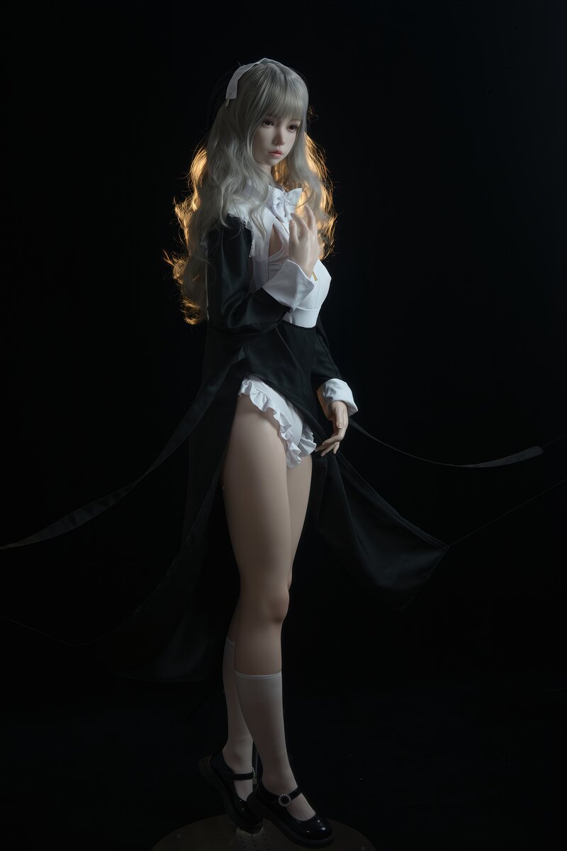 Naiai seksa lelle (FUDoll 169 cm D-Cup silikona)