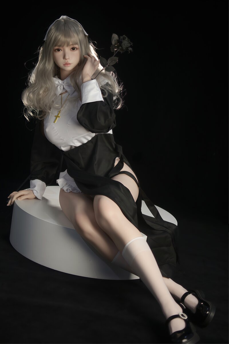 Naiai seksa lelle (FUDoll 169 cm D-Cup silikona)