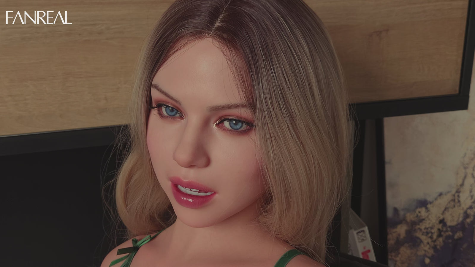 Carlee Torso Sex Doll (FanReal Doll 111cm F kauss RST silikons)