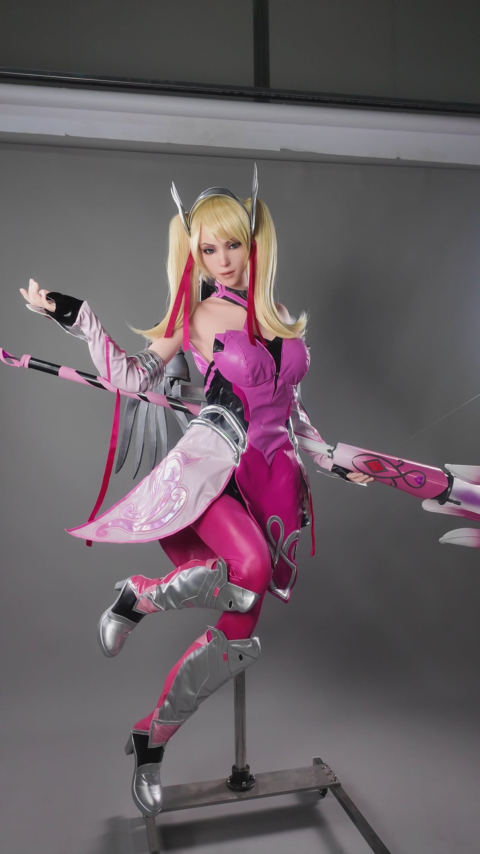 Seksa lelle Mercy (Game Lady 171 cm G-Cup Nr. 38 silikons)