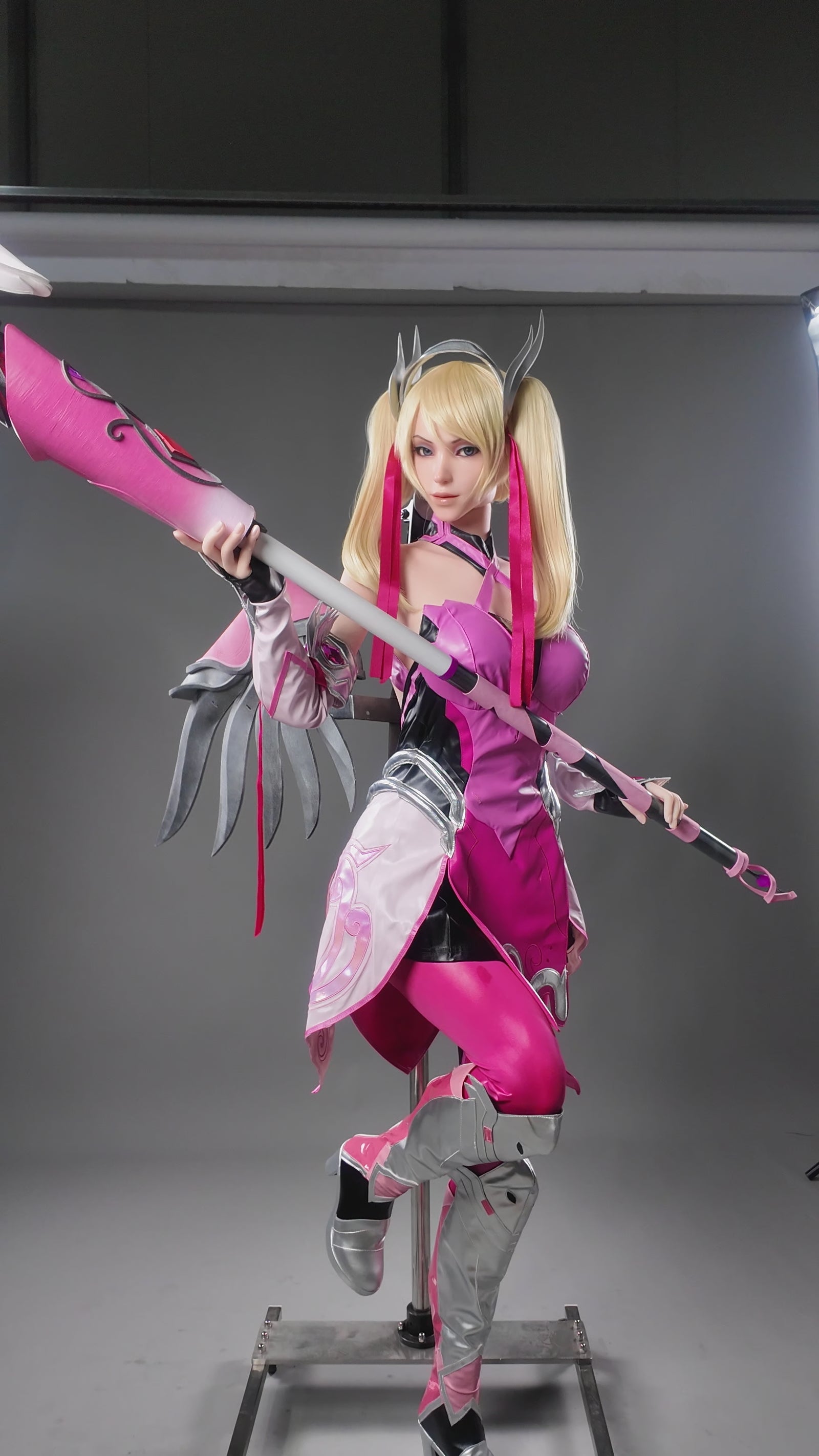 Seksa lelle Mercy (Game Lady 171 cm G-Cup Nr. 38 silikons)