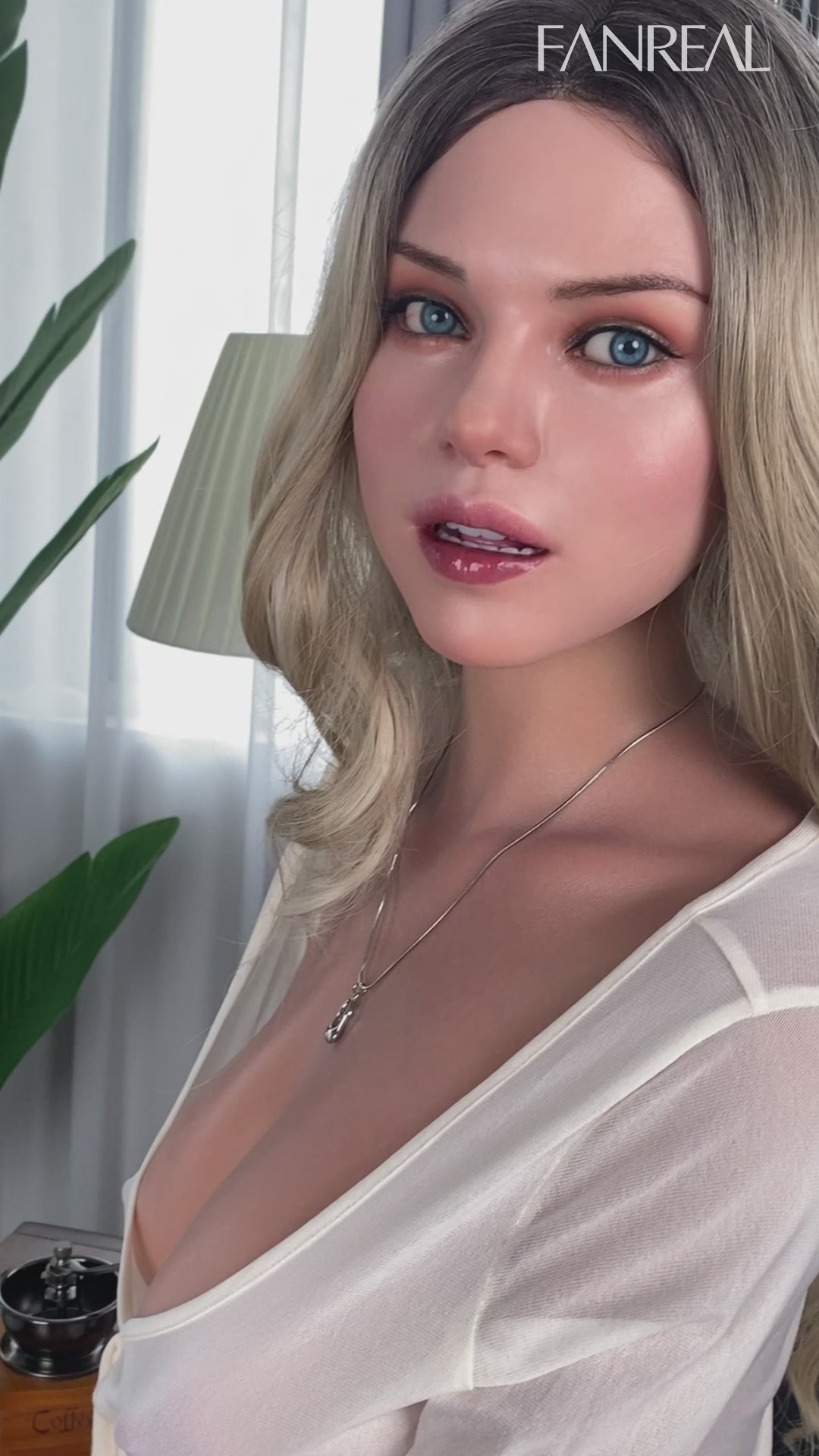 Kārlija seksa lelle (FanReal Doll 170 cm G-kausa silikons)