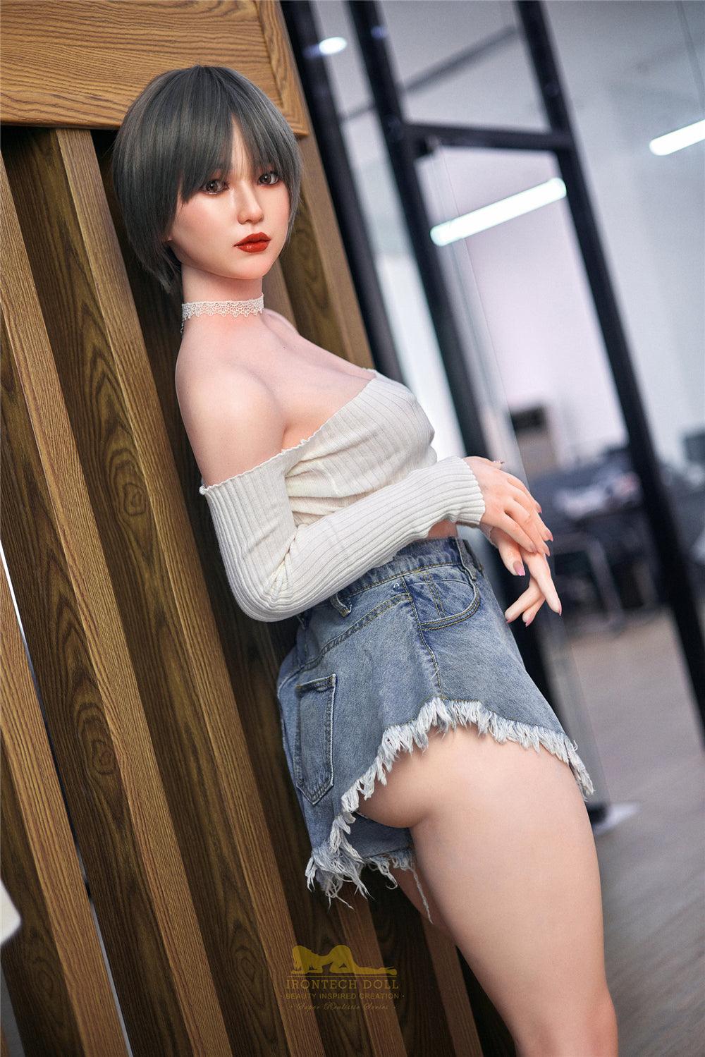Seksa lelle Sakura (Irontech Doll 152 cm A-Cup S10 silikona)