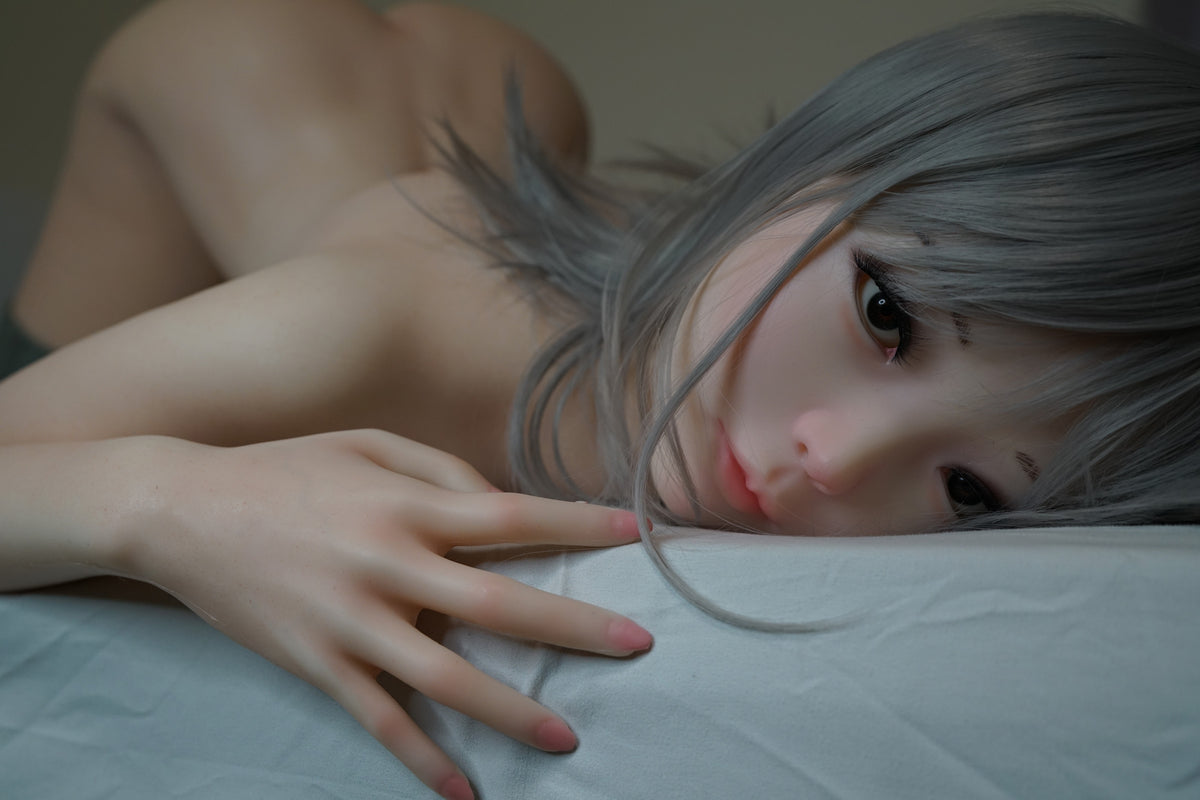 Seksa lelle Akira (Piper Doll 150 cm B-Cup silikona)
