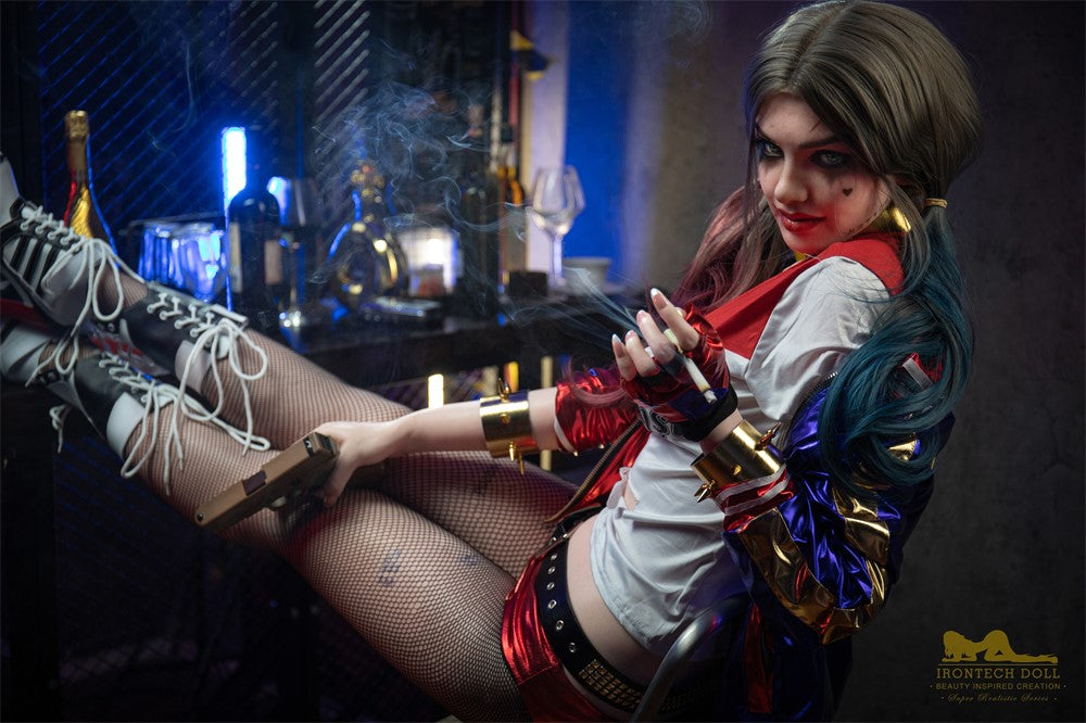 Harley Sex Doll (Irontech Doll 166 cm B-Cup S27 silikona)