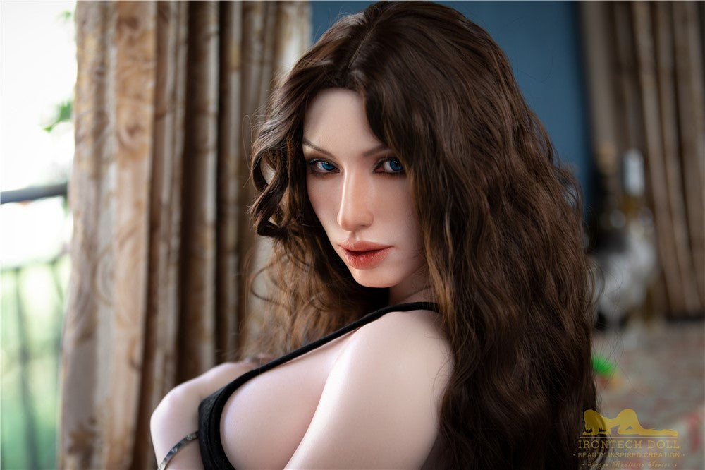 Esmeralda seksa lelle (Irontech Doll 166 cm C-Cup S28 silikona)
