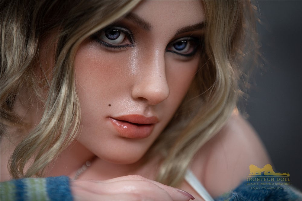 Seksa lelle Lota (Irontech Doll 152 cm A-Cup S17 silikona)