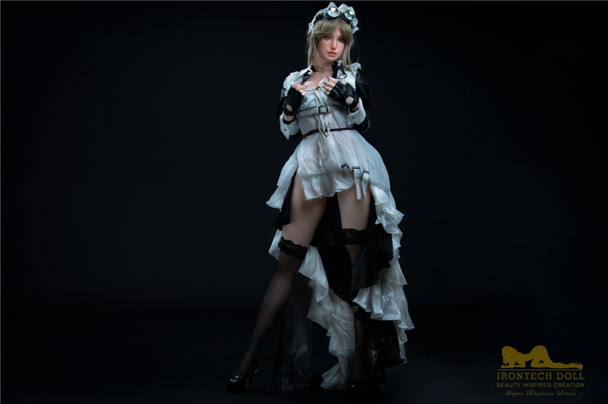 Sintija seksa lelle (Irontech Doll 165 cm F-Cup S15 silikona)