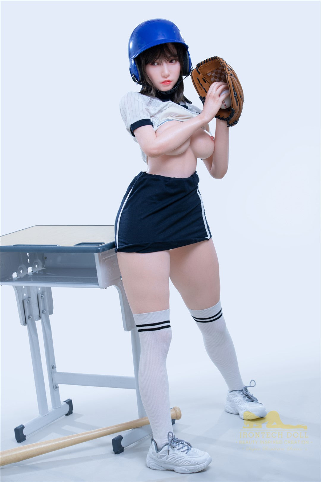 Seksa lelle Suki (Irontech Doll 153 cm E-Kupa S20 silikons)