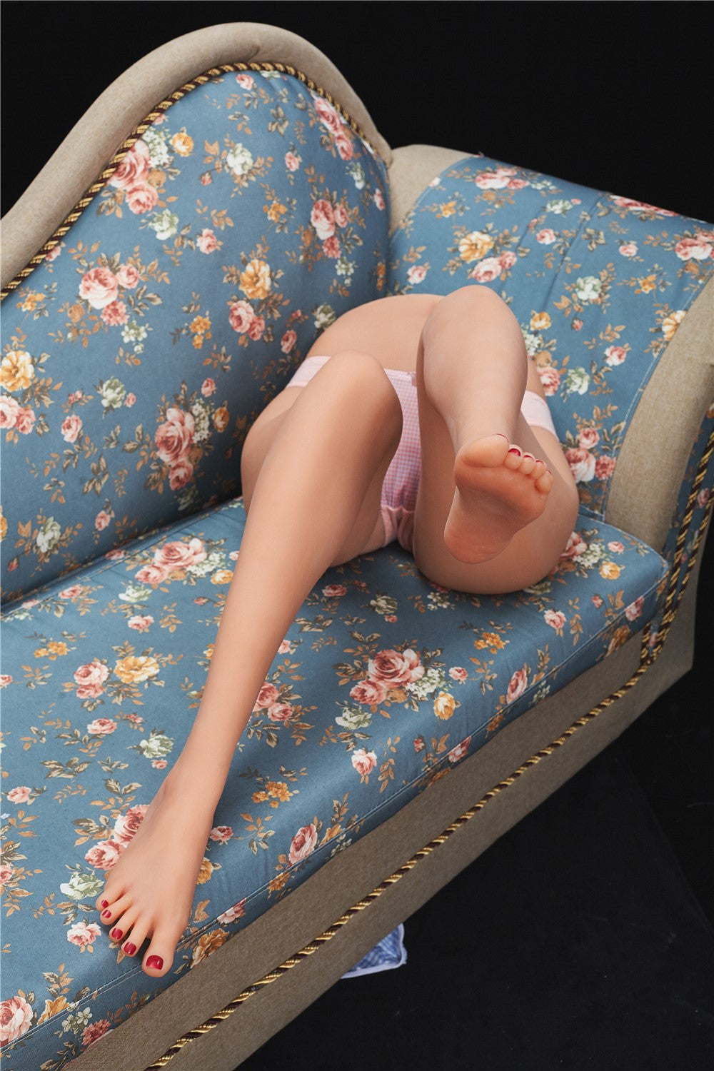 Pusķermeņa Kājas garas (Irontech Doll 106 cm TPE)