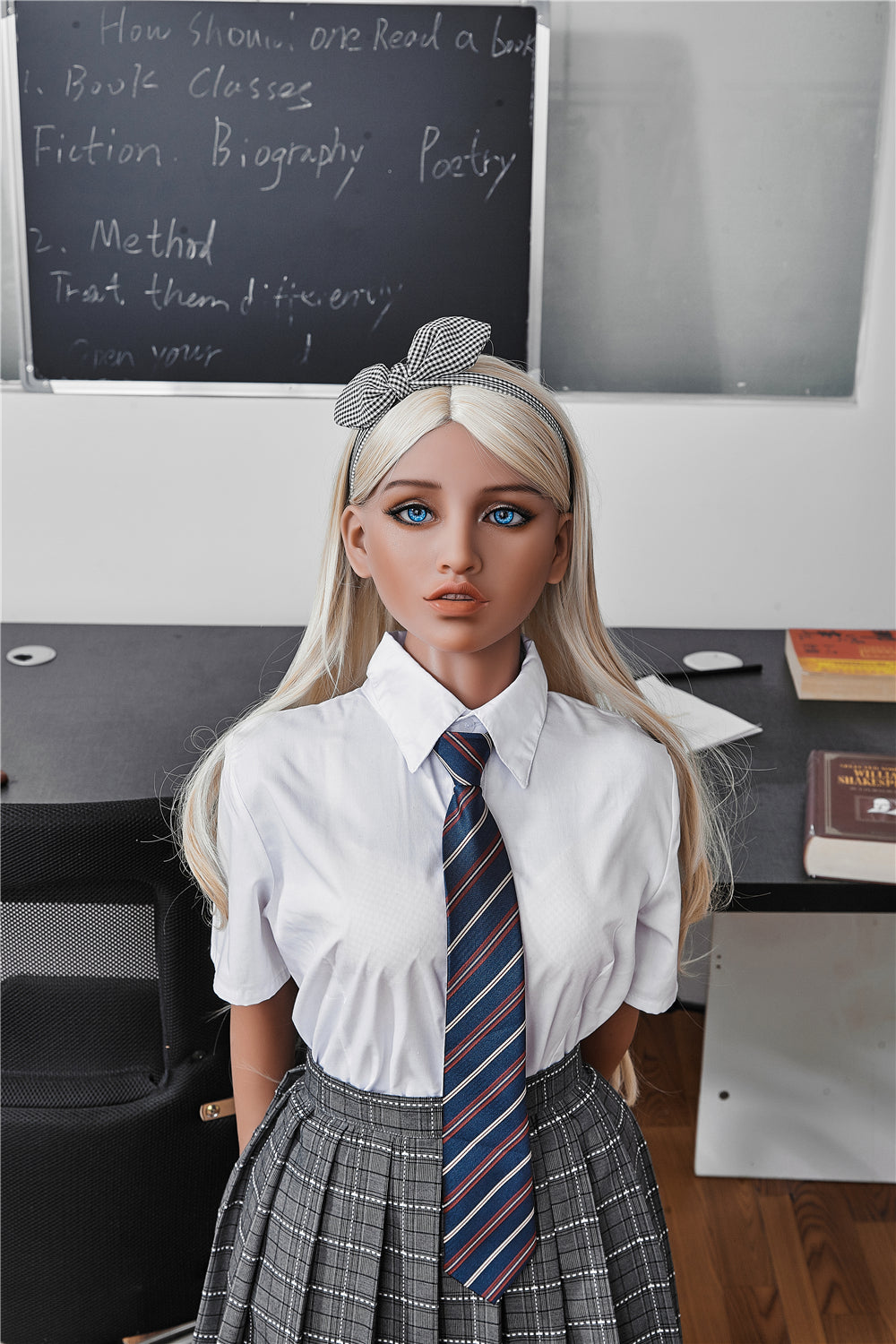 Viktorijas seksa lelle (Irontech Doll 150 cm B-Cup #50 TPE)